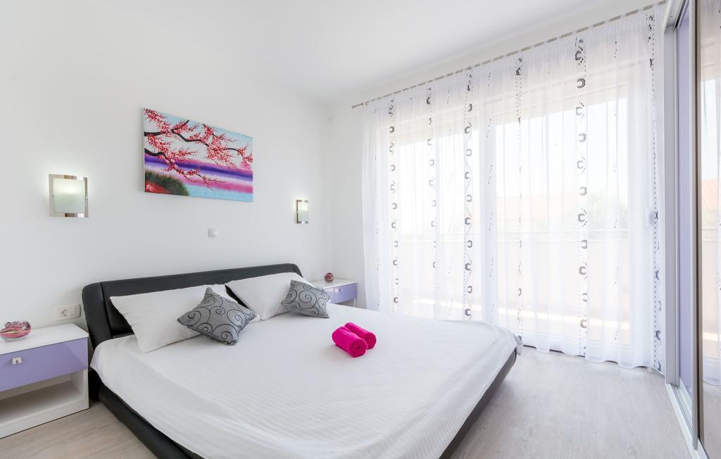 Villa Apartments Kordic Kaštela Cameră foto