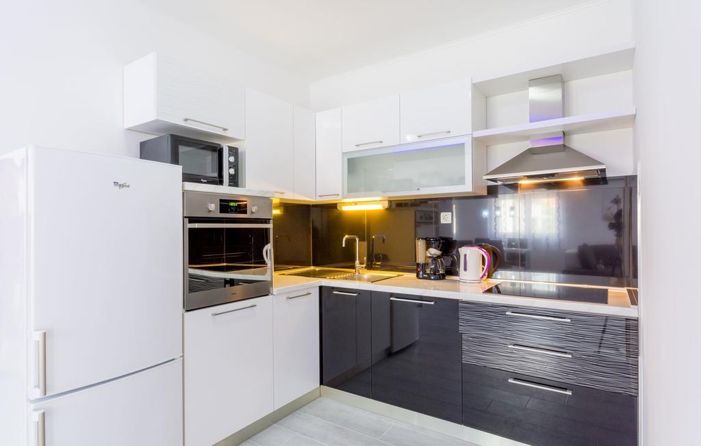Villa Apartments Kordic Kaštela Cameră foto