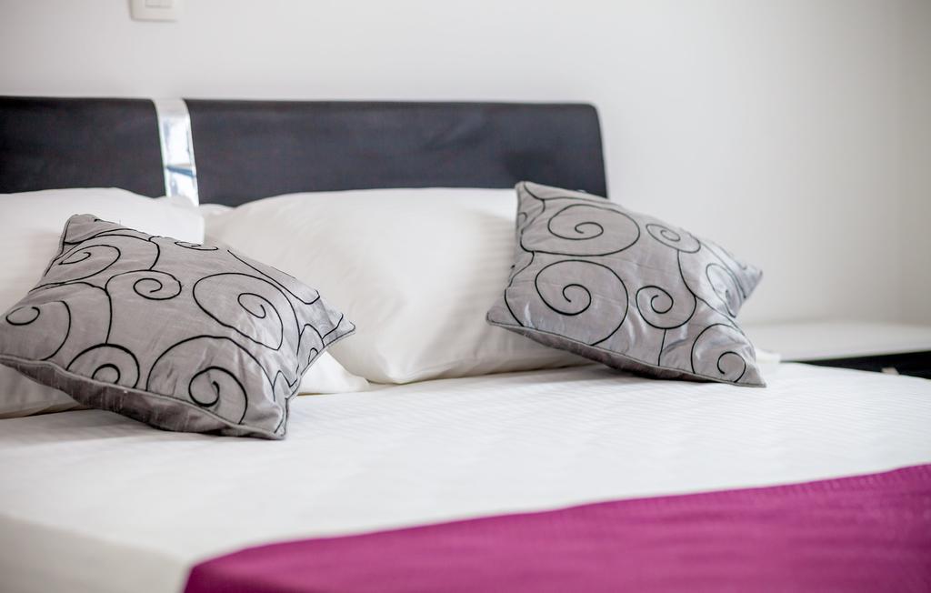 Villa Apartments Kordic Kaštela Cameră foto