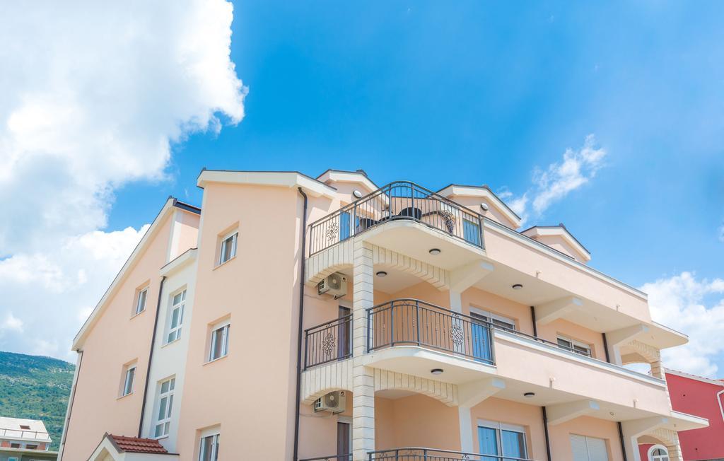 Villa Apartments Kordic Kaštela Exterior foto